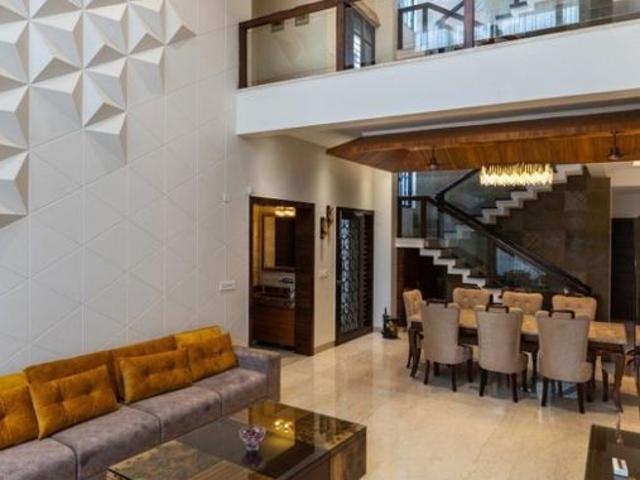 Resale | 3 BHK + Extra Room 2190 Sq.Ft. Apartment in Ramprastha Attalika