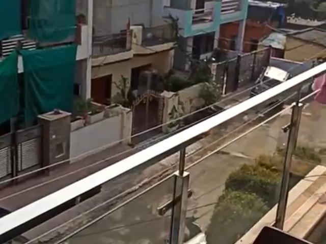 Resale | 3 BHK + Extra Room 2250 Sq.Ft. Independent House in Sector 16