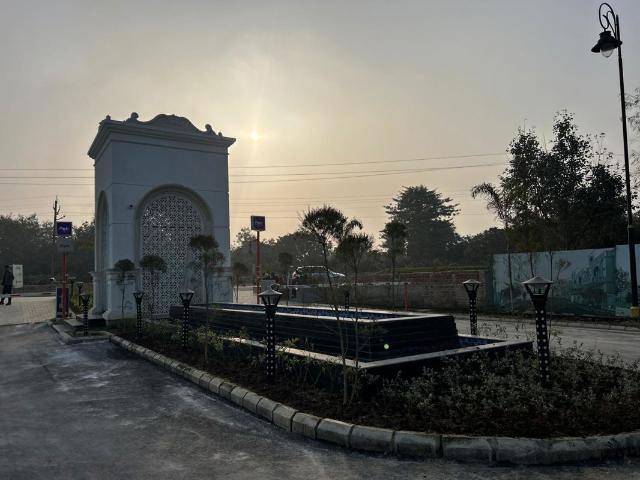 Resale | 3 BHK + Extra Room 2298 Sq.Ft. Villa in Omega Suraksha Enclave