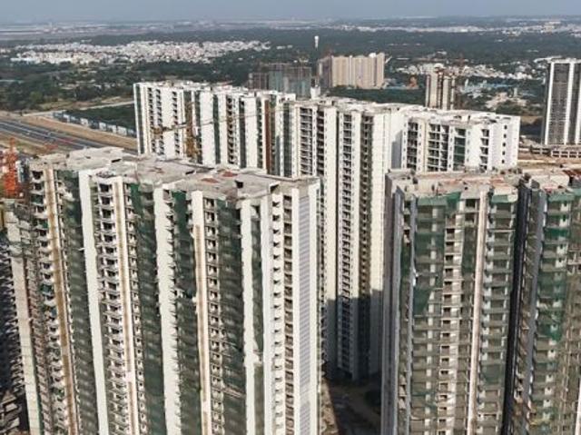 Resale | 3 BHK + Extra Room 2450 Sq.Ft. Apartment in Elan The Presidential