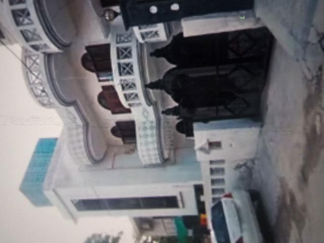 Resale | 3 BHK + Extra Room 250 Sq.Yd. Independent House in Sector 16