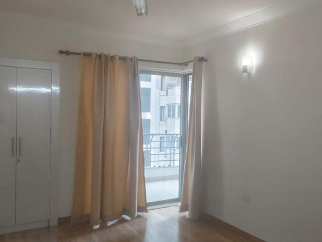 Resale | 3 BHK + Extra Room 2715 Sq.Ft. Apartment in Parsvnath Exotica