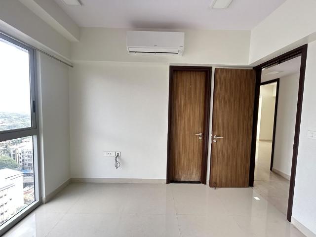 Resale | 3 BHK + Servant Room,Extra Room 1120 Sq.Ft. Apartment in Bhoomi Simana