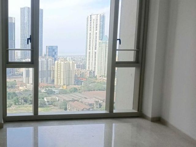 Resale | 3 BHK + Servant Room,Extra Room 1137 Sq.Ft. Apartment in Lodha The Park Side