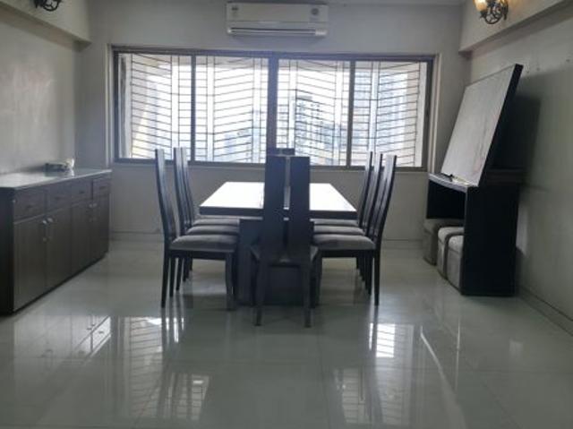 Resale | 3 BHK + Servant Room,Extra Room 1280 Sq.Ft. Apartment in Prabhadevi CHS