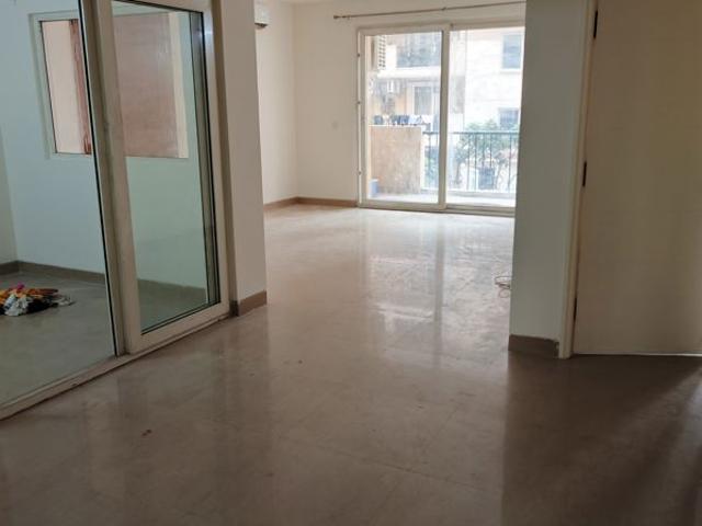 Resale | 3 BHK + Servant Room,Extra Room 1650 Sq.Ft. Apartment in Emaar Emerald Floors Premier