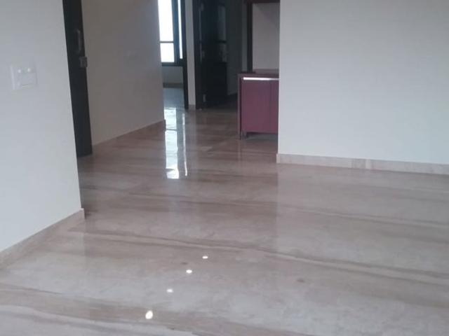 Resale | 3 BHK + Servant Room,Extra Room 1806 Sq.Ft. Apartment in Smart World One DXP