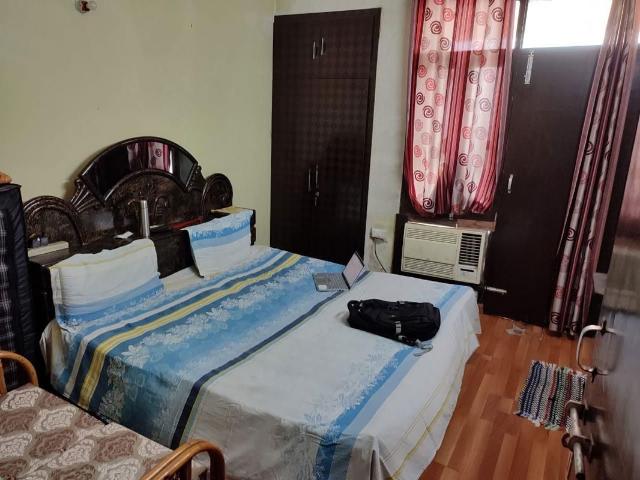 Resale | 3 BHK + Servant Room,Extra Room 919 Sq.Ft. Apartment in Rps Palms