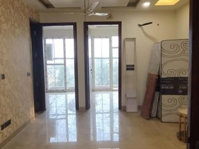 Resale | 3 BHK + Servant Room,Store Room 138 Sq.Yd. Apartment in Fidato Honour Homes