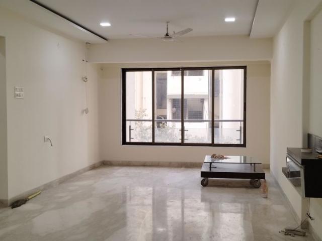 Resale | 3 BHK + Servant Room,Study Room 1290 Sq.Ft. Apartment in Prabhadevi