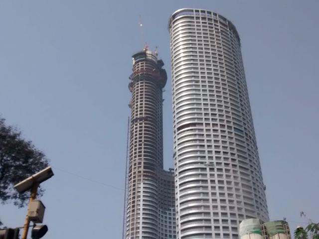 Resale | 3 BHK + Servant Room,Study Room 1950 Sq.Ft. Apartment in Lodha World Crest