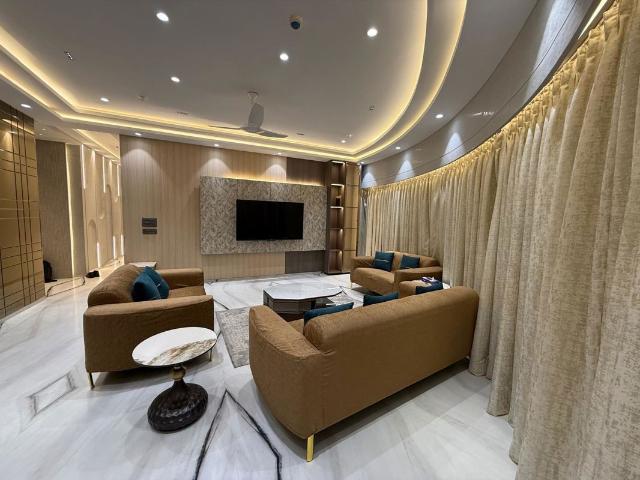 Resale | 3 BHK + Servant Room,Study Room 2000 Sq.Ft. Apartment in Lodha World One
