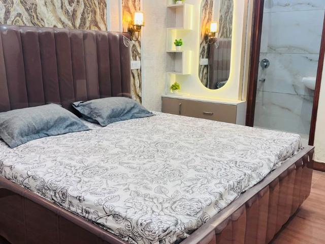 Resale | 3 BHK + Servant Room,Study Room,Extra Room 125 Sq.Yd. Apartment in Ludhiana Chandigarh Hwy