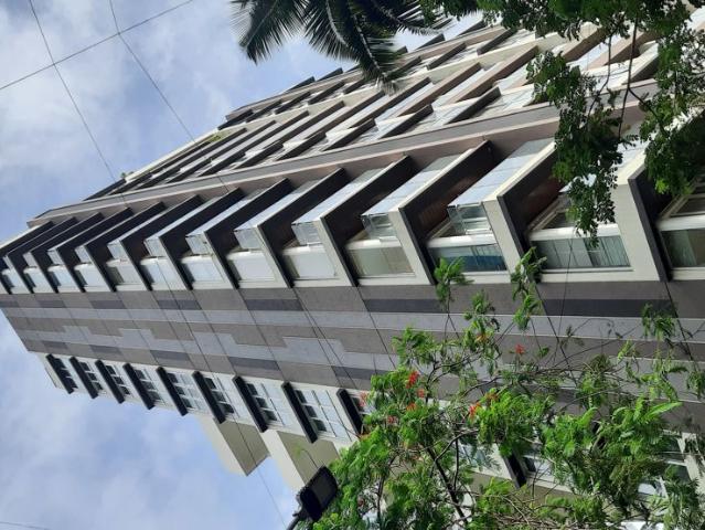 Resale | 3 BHK + Servant Room 1426 Sq.Ft. Apartment in Khar West