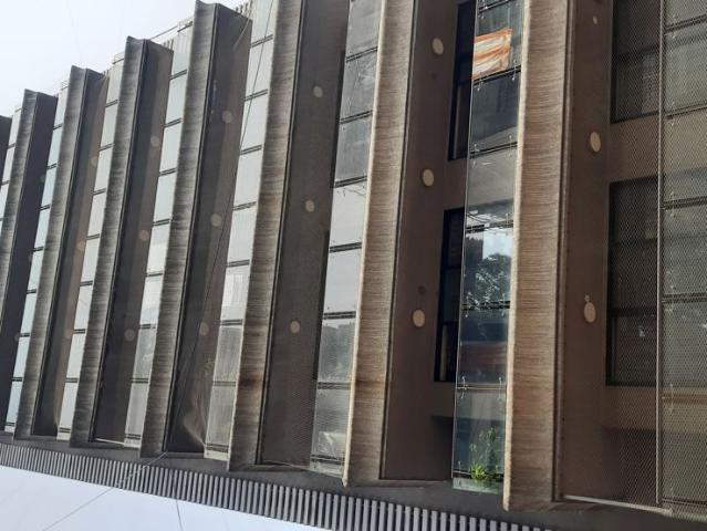 Resale | 3 BHK + Servant Room 1444 Sq.Ft. Apartment in Brand Newbuilding