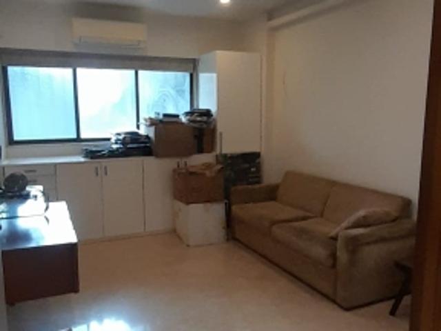Resale | 3 BHK + Servant Room 1500 Sq.Ft. Apartment in Anita Apartments Malabar