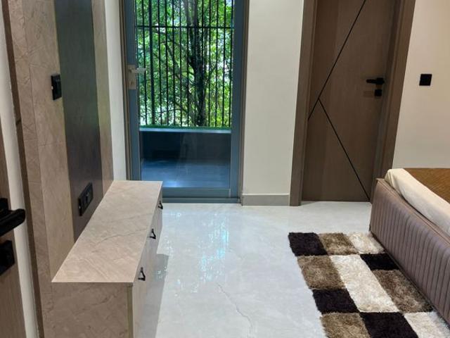 Resale | 3 BHK + Servant Room 150 Sq.Yd. Independent House in Lion Green Valley