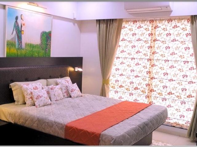 Resale | 3 BHK + Servant Room 1520 Sq.Ft. Apartment in Rohan Mithila