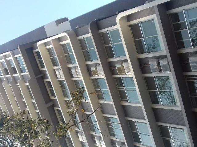 Resale | 3 BHK + Servant Room 1525 Sq.Ft. Apartment in Khar West