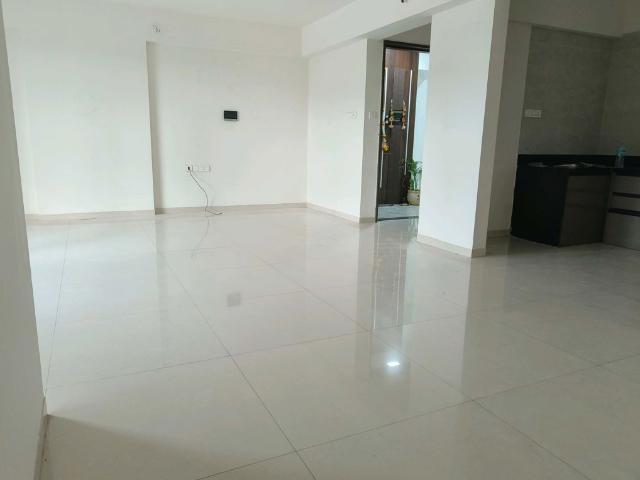 Resale | 3 BHK + Servant Room 1530 Sq.Ft. Apartment in Shubh Gateway