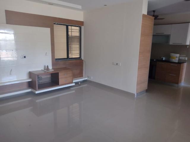 Resale | 3 BHK + Servant Room 1560 Sq.Ft. Apartment in Purple Winterberry Purple