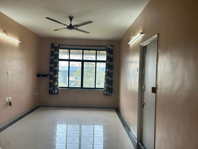 Resale | 3 BHK + Servant Room 1580 Sq.Ft. Apartment in Mayfair Eleganza Phase II