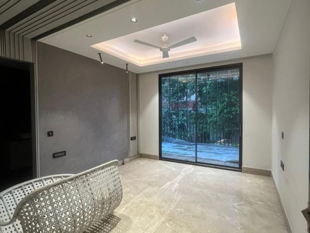 Resale | 3 BHK + Servant Room 1610 Sq.Ft. Apartment in Anant Raj Ashok Estate