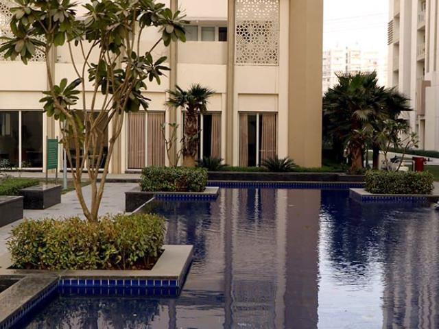 Resale | 3 BHK + Servant Room 1650 Sq.Ft. Apartment in Emaar Gurgaon Greens