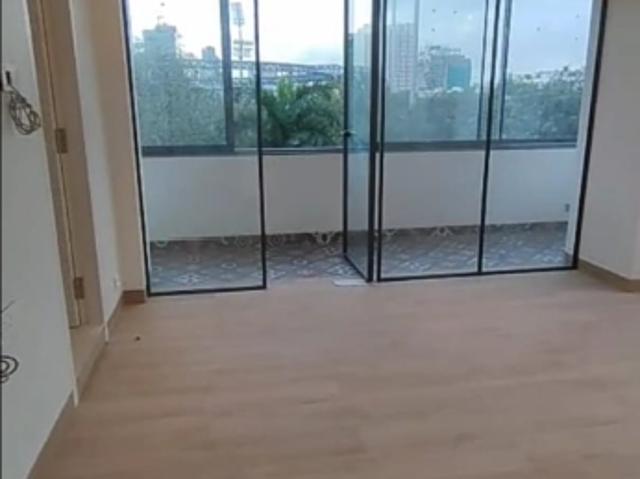 Resale | 3 BHK + Servant Room 1650 Sq.Ft. Apartment in Shanaz Apartment