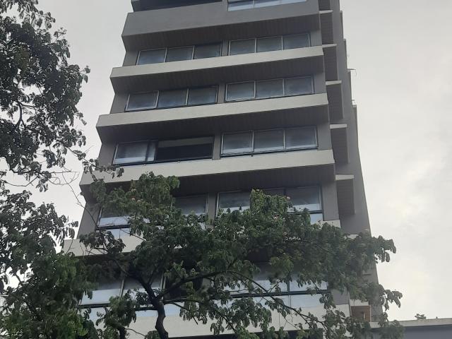 Resale | 3 BHK + Servant Room 1663 Sq.Ft. Apartment in Brand Newbuilding