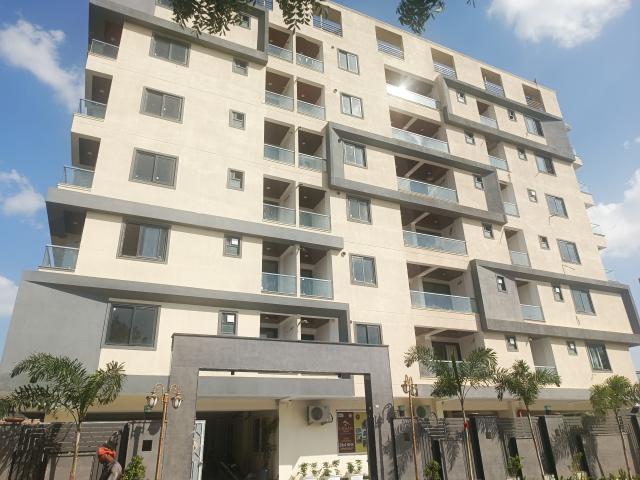 Resale | 3 BHK + Servant Room 1680 Sq.Ft. Apartment in Balaji Urban Prime
