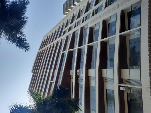 Resale | 3 BHK + Servant Room 1680 Sq.Ft. Apartment in Brand Newbuilding