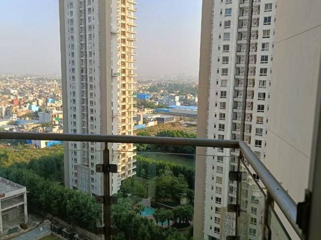 Resale | 3 BHK + Servant Room 1689 Sq.Ft. Apartment in Hero Homes Gurgaon