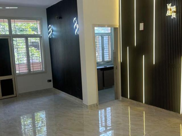 Resale | 3 BHK + Servant Room 1700 Sq.Ft. Apartment in Anant Raj Ashok Estate