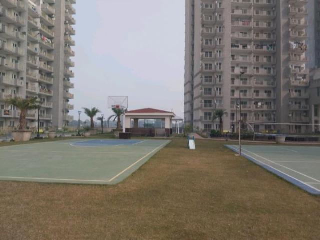 Resale | 3 BHK + Servant Room 1705 Sq.Ft. Apartment in Pareena Micasa