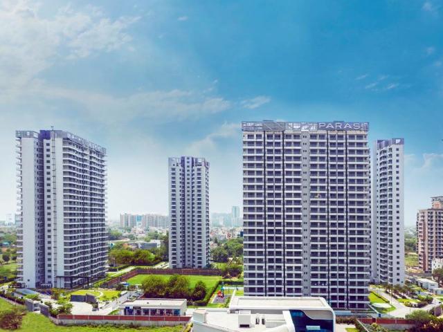 Resale | 3 BHK + Servant Room 1760 Sq.Ft. Apartment in Paras Dews