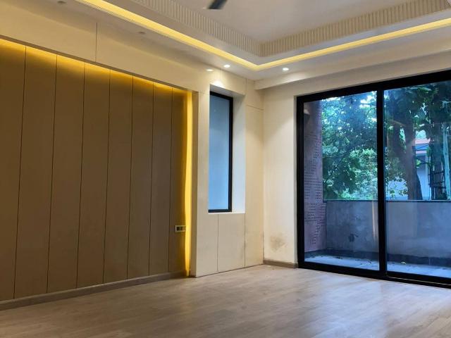 Resale | 3 BHK + Servant Room 179 Sq.Yd. Apartment in Anant Raj The Estate Residences