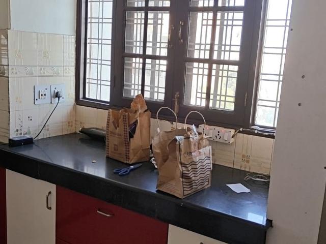 Resale | 3 BHK + Servant Room 1800 Sq.Ft. Apartment in Medinova Apartment