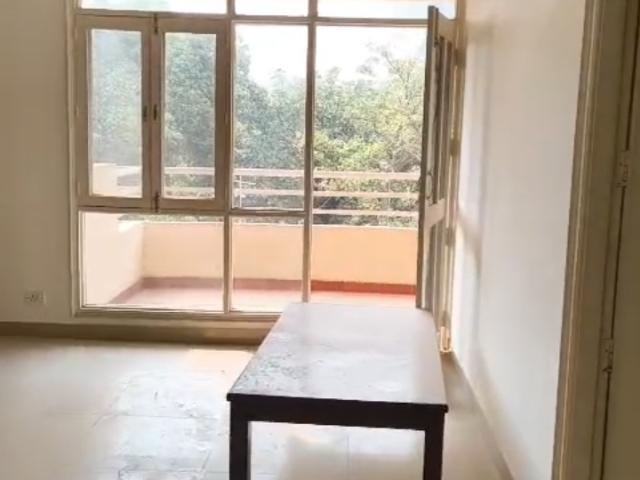 Resale | 3 BHK + Servant Room 1800 Sq.Ft. Apartment in City Heights
