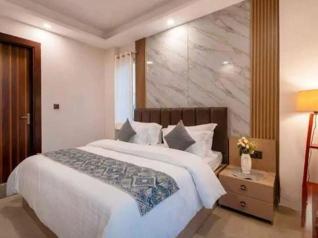 Resale | 3 BHK + Servant Room 1800 Sq.Ft. Apartment in Sarsawan