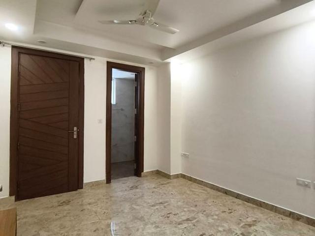 Resale | 3 BHK + Servant Room 1828 Sq.Ft. Apartment in M3M Sky City