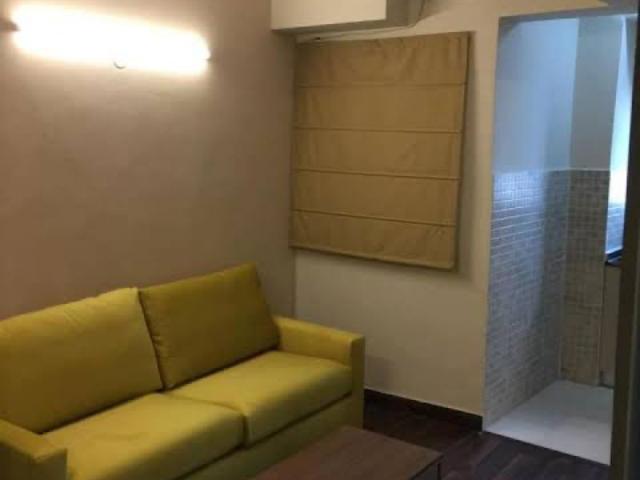 Resale | 3 BHK + Servant Room 1850 Sq.Ft. Apartment in Mahagun Maple