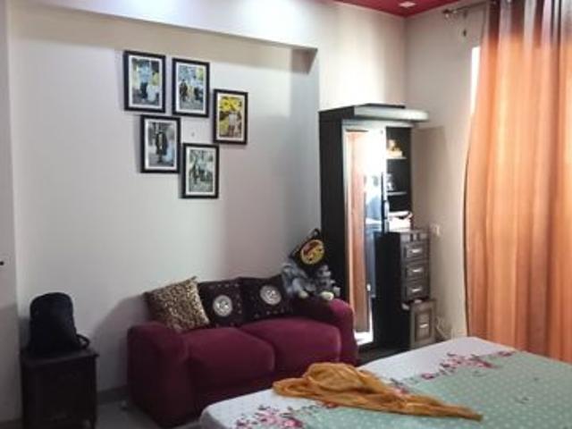 Resale | 3 BHK + Servant Room 1857 Sq.Ft. Apartment in Puri Pranayam