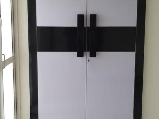 Resale | 3 BHK + Servant Room 1900 Sq.Ft. Apartment in Paras Tierea