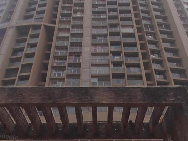 Resale | 3 BHK + Servant Room 1925 Sq.Ft. Apartment in Runwal Elegante