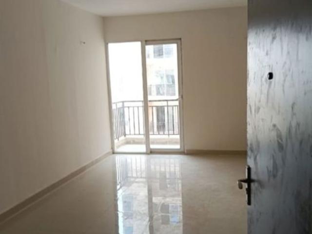 Resale | 3 BHK + Servant Room 1942 Sq.Ft. Apartment in Conscient Heritage Max