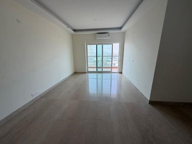 Resale | 3 BHK + Servant Room 1970 Sq.Ft. Apartment in Bestech Park View Spa Next