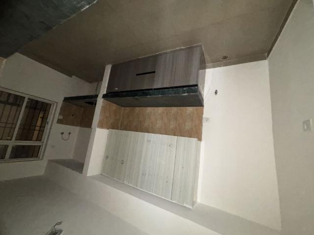 Resale | 3 BHK + Servant Room 1972 Sq.Ft. Apartment in Jaypee Kensington Heights