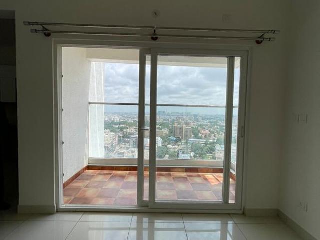 Resale | 3 BHK + Servant Room 1997 Sq.Ft. Apartment in HRBR Layout
