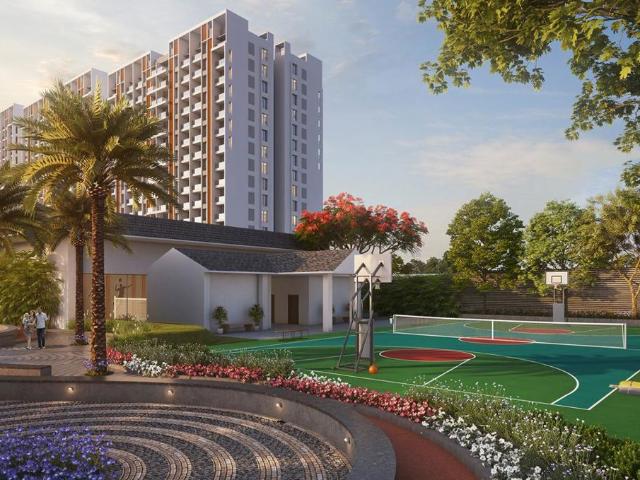 Resale | 3 BHK + Servant Room 1010 Sq.Ft. Apartment in Majestique Towers